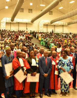 Les lauréats avec Bertrand Mbatchi, Grand Chancelier de l'Ordre International des Palmes Académiques du CAMES © CAMES